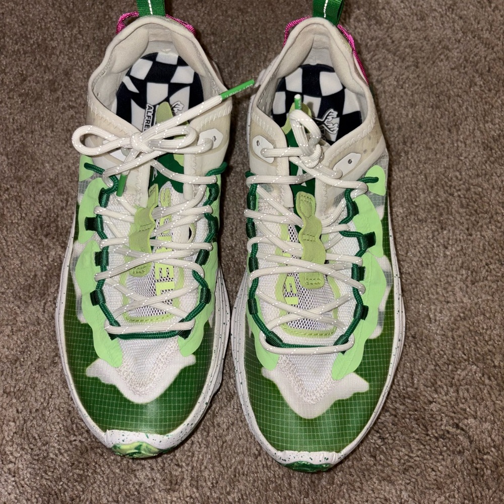 Women’s Sorel Green and White Sneakers